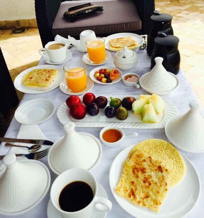 Dar Fama Acomodação com café da manhã Tétouan Exterior foto
